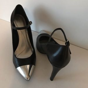 Tahari Shoes, 9.5